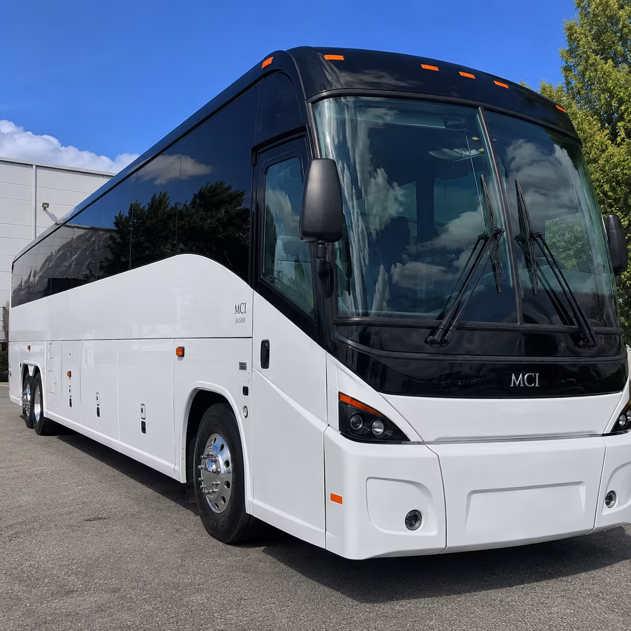 highway 17 commuter shuttles that take the mountain out of the equation