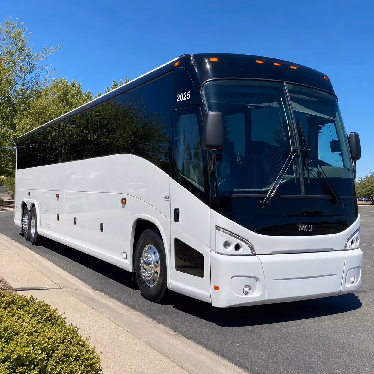 highway 17 corporate shuttles between santa cruz and silicon valley