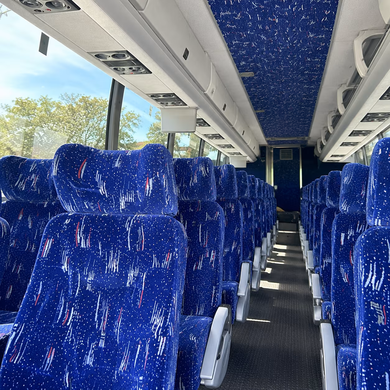 santa cruz bus rental service area